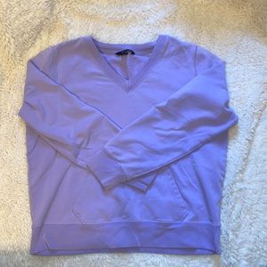 v neck sweatshirt. size S.